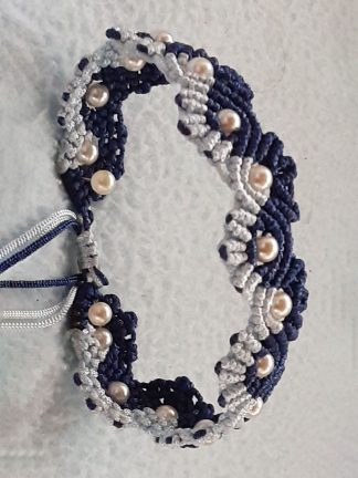 Half Shell-like Pattern Bracelet